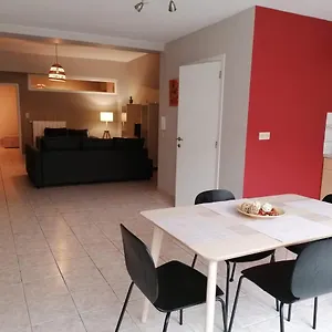 https://superbe-appartement-de-65m2-proche-de-tout.hotelsantwerp.net