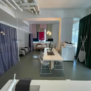 https://main-station-design-loft-style-apartment.ischgl-hotels.net